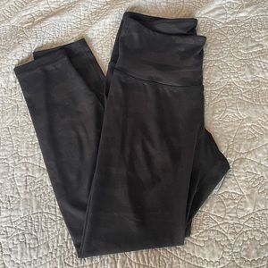 Old Navy Active Leggings size Med